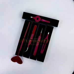 Pinzas para Pestañas GETUP BROSONS IMPEX de Acero Inoxidable Duradero con Punta Plateada Lisa, Antimagnéticas y Antiestáticas de 10 mm con Agarre Perfecto - Product Image 4