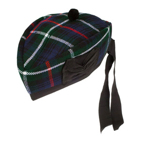 Casquette traditionnelle écossaise Glengarry avec nœud latéral à queues de ruban et conception structurée en laine pour vêtements de cérémonie Casquettes Glengarry à vendre - Product Image 2