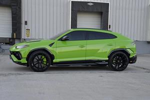 Lamborghini Urus S 2023 de la Mejor Relación Calidad-Precio, Color Verde - Product Image 2