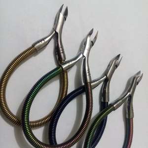 Haute Qualité Manuel En Acier Pinces À Cuticules Poignée En Caoutchouc Vente Chaude Coupe-Ongles pour Orteils Doigts Incarnés Laser Logo Nail Art - Product Image 4