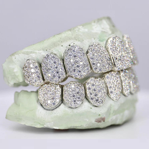 Hip Hop personnalisé 925 dents en argent Grillz glacé Moissanite diamant Grillz dents bijoux en argent meilleur prix - Product Image 2