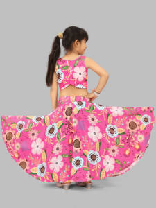 ชุดเลเฮนกาโชลีลายดอกไม้สีชมพูแบบยาวพื้นผ้าแห้งเร็ว สไตล์ท้องถิ่นสำหรับเด็กผู้หญิง ชุด 2 ชิ้น แฟชั่นโชรยัม - Product Image 3