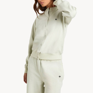 Ensemble de sweat-shirt en molleton de coton pour femmes, boutons sur le devant, coupe décontractée, pantalon coupe droite, OEM ODM, vente en gros, vêtements de sport - Product Image 3
