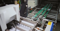 Machine de pliage numérique automatique CP avec écran tactile, configuration de pliage automatisée, sélection de la taille de la feuille d'entrée et du motif