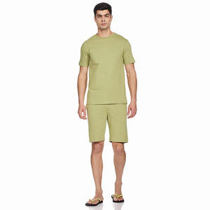 เซ็ตเสื้อยืดและกางเกงขาสั้นสำหรับผู้ชายชุดวอร์มสีทึบแขนสั้นลำลองพร้อมโลโก้ออกแบบได้ตามต้องการ - Product Image 1