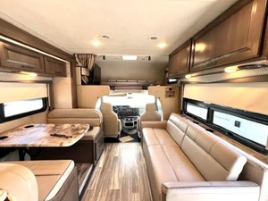 Vendeur vérifié pour Thor Four Winds 31EV d'occasion 2021 prêt à la vente - Product Image 4