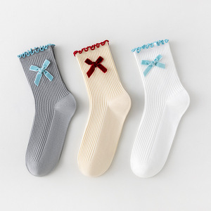 ODM calcetines de cinta personalizados lindos calcetines de algodón con lazo para mujeres y niñas moda Ruffle Cuff diseño decorativo fabricante de Vietnam - Product Image 1