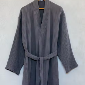 Albornoz/bata estilo Kimono de muselina de algodón de 4 capas - Product Image 1