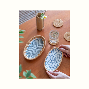 Plateau décoratif en rotin avec incrustation de nacre pour la présentation sur table et l'organisation de la maison - Product Image 2