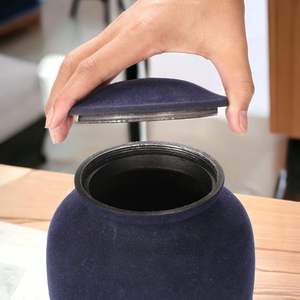 Urnes funéraires classiques pour adultes en marbre bleu mat, faites à la main, pour cendres funéraires, urnes métalliques pour cendres funéraires, couleur personnalisée - Product Image 6