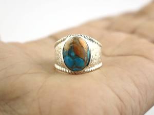 Bague ovale épaisse en argent sterling 925 avec turquoise nacrée, faite à la main, pour bijoux unisexes - Product Image 6