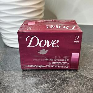 Buy Dove bar soap for beauty routines <b>skin</b> <b>care</b> <b>kits</b> or hotel amenities - Product Image 1