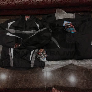 Combinaison de course de moto unisexe 2023 sur mesure en cuir PU ensemble de protection confortable à la mode approuvé pour le motocross 1 pièce - Product Image 5