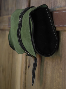 Riñonera medieval-Morwen ¡La riñonera-Morwen está hecha de cuero suave y no obstaculiza en lo más mínimo a su portador! - Product Image 3