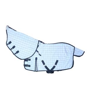 Alfombra de Carreras de Caballos de calidad del exportador indio Diseño de verano Tela impermeable de nailon relleno de algodón de color sólido con capucha desmontable - Product Image 1