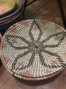 Assiette suspendue en jonc de mer artisanale de qualité supérieure, origine Vietnam, art mural tissé naturel pour la décoration de la maison et des complexes hôteliers - Product Image 6