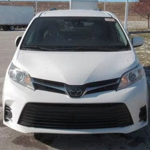 2020 para Sienna LE Turbo AWD Asientos de cuero Sedán de 7 plazas - Product Image 1