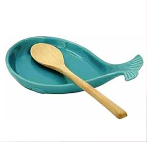 Reposacucharas de Metal con Forma de Ballena y Cuchara de Madera, Color Personalizado, Hecho a Mano, Ecológico, Apto para Lavavajillas y Horno - Product Image 1
