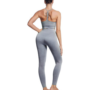 Recién llegado, conjunto de gimnasio para mujer, mallas sin costuras de cintura alta en forma de V y Sujetador deportivo Halter de patrón sólido para Yoga - Product Image 4
