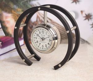 Horloge de table en bois et métal de luxe en gros directement de l'usine horloge de bureau à quartz silencieuse décorative moderne nordique pour le bureau à domicile - Product Image 2