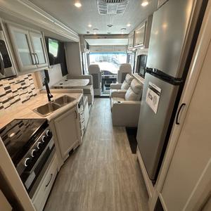 Fleetwood Flair 2-8-A d'occasion 2024 à vendre - Product Image 6