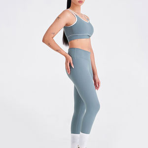 Meilleur ensemble de yoga design sans manches Nouveau design d'ensemble de yoga léger pour femmes disponible en différentes couleurs - Product Image 4