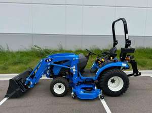 รถตัดหญ้า LS 4x4 รถแทรกเตอร์ขนาดเล็กพร้อมที่ตักด้านหน้าและรถขุดด้านหลัง ราคาดี ซื้อได้ รถแทรกเตอร์ขนาดเล็กสำหรับงานเกษตร ชิ้นส่วนหลักของเกียร์ - Product Image 4