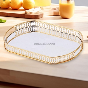 Plateau de service chic à deux niveaux en acier noir avec support en bois élégant pour organiser des collations et améliorer la décoration intérieure - Product Image 3