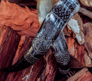 Best seller Polished Customized Handcrafted Natural Buffalo & Cow Ox Horn Drinking Viking Horns with Agate - Product Image 1