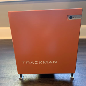 Monitor de Lanzamiento de Golf Track-man 4, Modelo 2022, LISTO PARA ENVIAR - Product Image 1