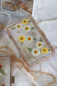 Pochette en résine de qualité standard Designer unique Luxe Haute qualité Broderie écologique Strass Conception d'été personnalisable - Product Image 2