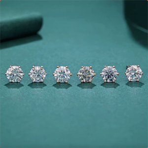 925ต่างหูเม็ดเพชร VVS Moissanite เงินแท้แบบคลาสสิกหรูหราด้านหลังสกรูพร้อมชุบทองรูปดอกไม้สำหรับผู้ชายผู้หญิง - Product Image 5