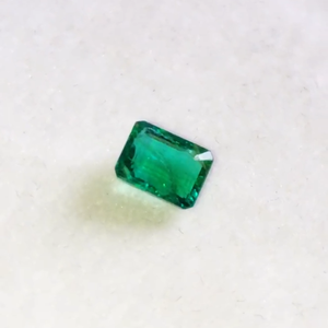 Piedra preciosa verde cortada en Esmeralda Natural de calidad AAA, joyería suelta certificada IGI al mejor precio para hacer un brillo excepcional - Product Image 2