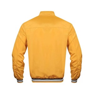 Veste coupe-vent en toile imperméable à capuche blanche OEM 2025 Prix de gros pour hommes Taille plus grande Veste d'hiver sur mesure à la mode - Product Image 4