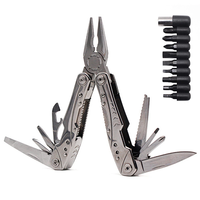 Pince de protection multi-outils 13 en 1 comprenant un tournevis pour le camping, la pêche, l'alpinisme et le bricolage.