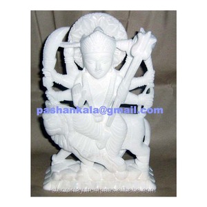 Magnifique statue de Durga Maa en marbre blanc pur, sculptée à la main, s'assise sur un lion, entièrement décorée, pour la décoration de la maison et la culte. - Product Image 1
