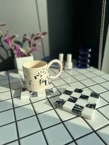 Sous-verres en pierre d'agate de haute qualité Tranches de cristal polies classiques pour la décoration intérieure et les coffrets cadeaux de boutique - Product Image 5