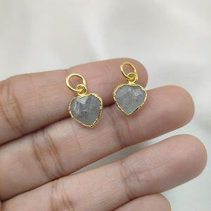 Pendentif en argent sterling 925 avec charme en forme de cœur en aquamarine - Plaqué or, pierre précieuse en forme de cœur, charme de naissance de mars, fabrication de bijoux DIY - Product Image 2