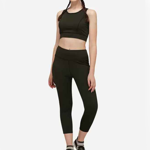Conjunto de Yoga deportivo personalizado de tendencia de alta calidad, ropa deportiva para mujer, pantalones cortos sólidos sin costuras de alta calidad hechos por MOVATEXTILES - Product Image 1