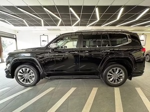 Toyota Land Cruiser d'occasion 2023, noir, 7 places, cuir, caméra de recul, norme Euro III, 8L - Product Image 5