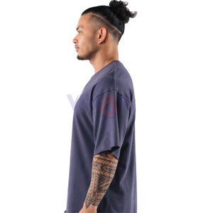 Camiseta de algodón 100% de punto de gran tamaño de lujo para hombre, logotipo personalizado, alta calidad, secado rápido, transpirable, longitud Regular personalizable - Product Image 3