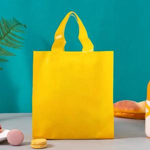 LIANYOU Sacs à provisions de luxe en plastique recyclable avec poignée Flexiloop Sac Valve Impression de logo personnalisé Utilisation commerciale et commerciale - Product Image 2