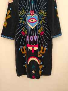 Veste bomber courte en velours classique, artisanat artistique, broderie Suzani, design réversible, écologique, art populaire, tenue de caractère, Rajasthan - Product Image 5