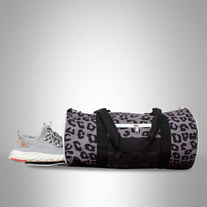 Elegante bolsa de gimnasio de cuero sintético para uso comercial y deportivo - Product Image 4