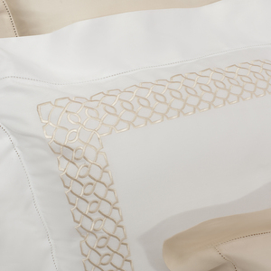 Juegos de cama de satén de algodón personalizados al por mayor, funda nórdica geométrica Beige bordada y fundas de almohada para el hogar, Hotel, boda - Product Image 2