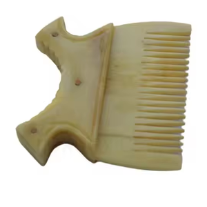 Herramienta DE ASEO vintage de hueso natural de Crescent Crafts - Product Image 1