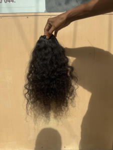 Extensiones de cabello rizado indio Virgen sin procesar 100% de alta calidad 20 pulgadas South Temple - Product Image 3