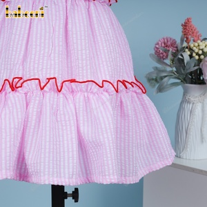 Valentine's Theme 3D Pale pink Medium Stripe 100% Cotton Seersucker Hand Smocked A-Line Breathable Baby Dress ODM Wholesale - Product Image 3