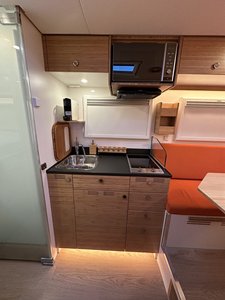 Autocaravana Móvil Estándar de 15 pies 4X4 + Envío Gratuito - Product Image 5