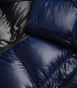 Chaqueta Acolchada con Capucha para Hombre, Invierno, Logotipo y Diseño Personalizados, Tejido de Poliéster/Nailon Transpirable y Ecológico - Product Image 5